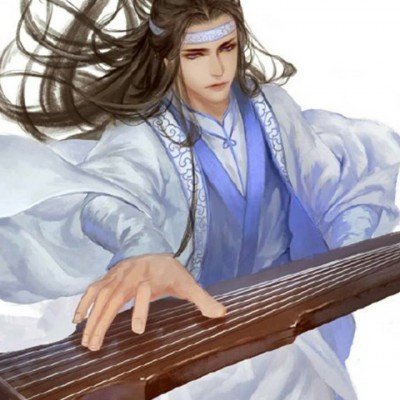 女子带宠物狗进餐厅上桌舔盘子